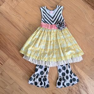 Giggle Moon ruffle set